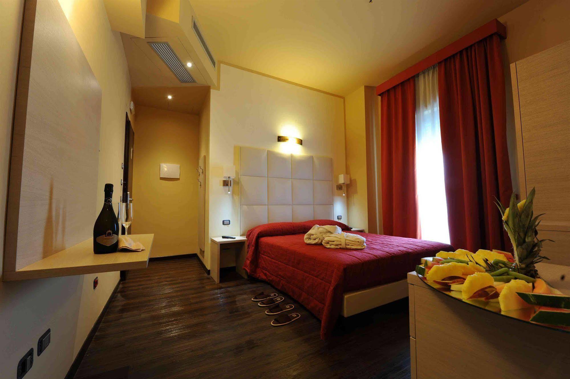 Maiorano Boutique Hotel Manfredonia Eksteriør bilde